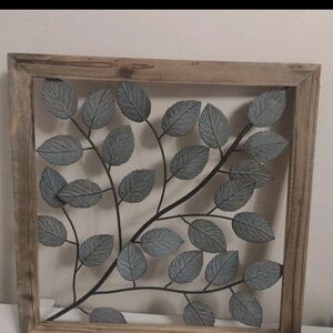 Rustic Leaf Wall Art with Wooden Frame